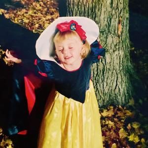 Meet your Posher, Madeline